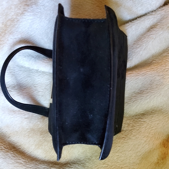 Guuci hangbag - Picture 5 of 5